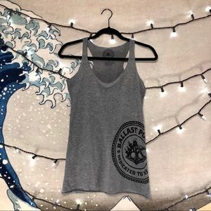 🌊 Ballast Point Women’s Grey Tank Top Size M